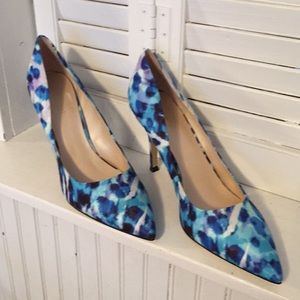 Blue Floral high heels!!